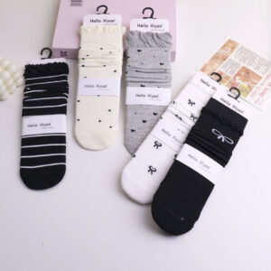 Polka Dot & Heart Women's Slouch Socks - Image 1