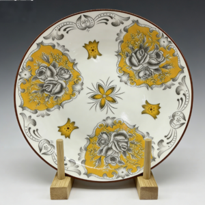 8-inch Yellow Rose Ceramic Plate - Image 1