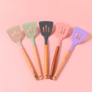 Special Discount-Wood Handle Slotted Spatula - Image 1