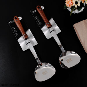 M7660 Wooden Handle 304 Stainless Steel Spatula - Image 1