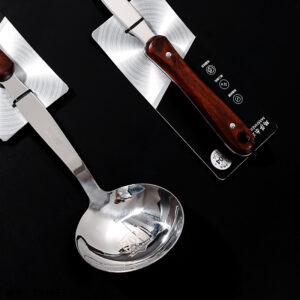 M7661 304 Stainless Steel Spoon - Image 2