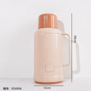 9003 Insulated Bottle 1.6L / No Return or Exchange - Image 3