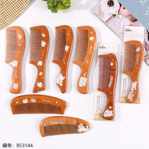 Sakura Wooden Comb 3686A - Image 1