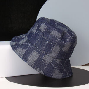 Fisherman hat with patch pattern - Image 3