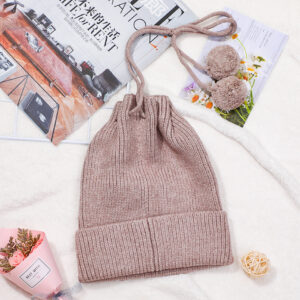 Unicolor pillbox hat with empty top - Image 5