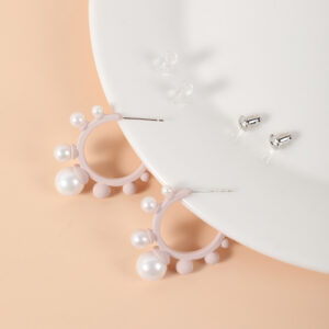 Creative C letter beads earrings - Image 11